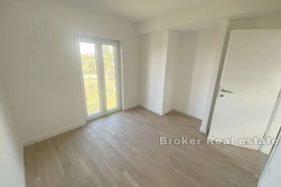 penthouse s otvorenim pogledom na more - slika 4