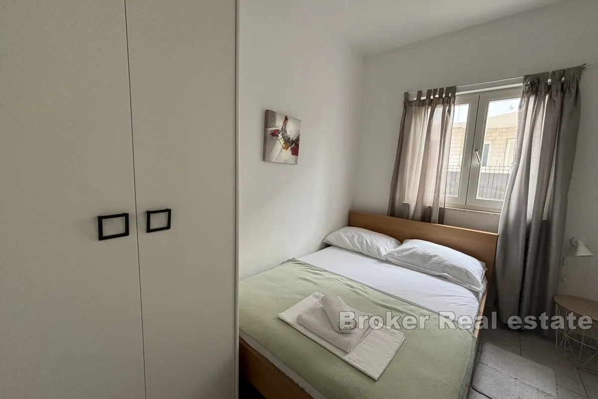 trosoban apartman s pogledom na more - slika 14