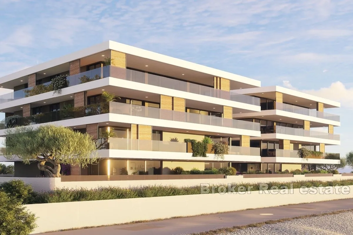 moderni apartmani u prvom redu do mora - slika 3
