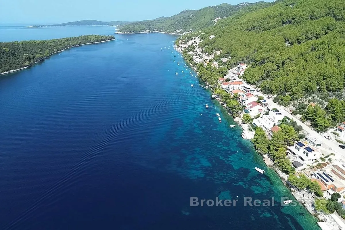 Građevinsko zemljište s pogledom na more - Korčula