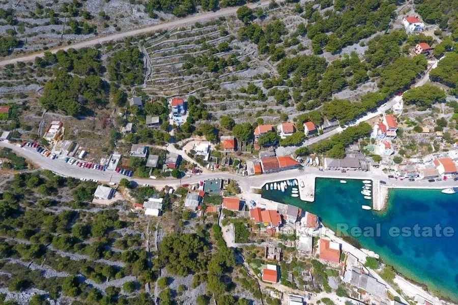nezavršena kuća blizu mora na otoku kod šibenika - slika 2