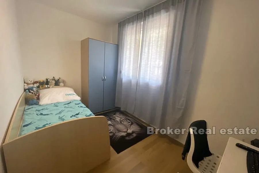 žnjan, dvoetažni, trosoban stan - slika 6