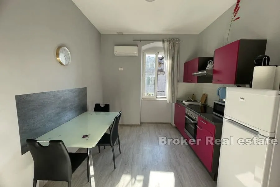 bačvice, komforan dvosoban apartman - slika 6