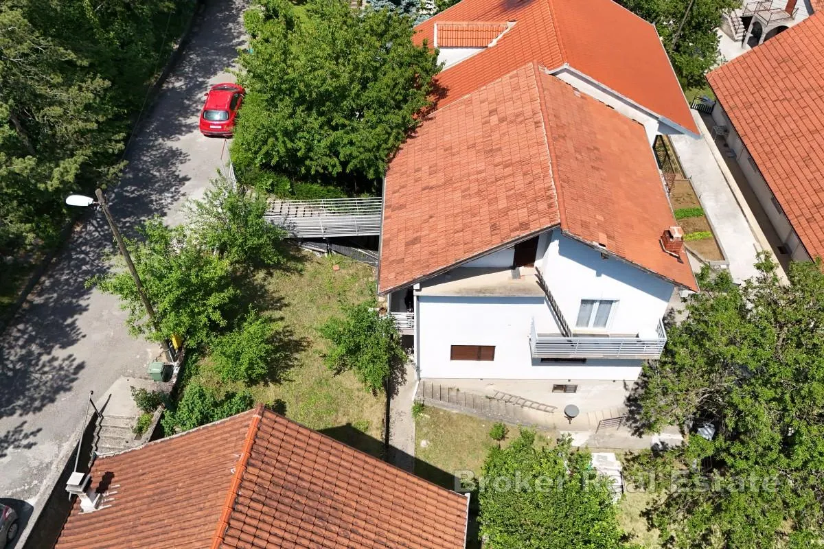 kuća u prirodi - slika 9