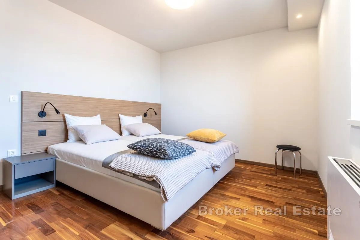 ekskluzivan apartman na vrlo atraktivnoj lokaciji - slika 16