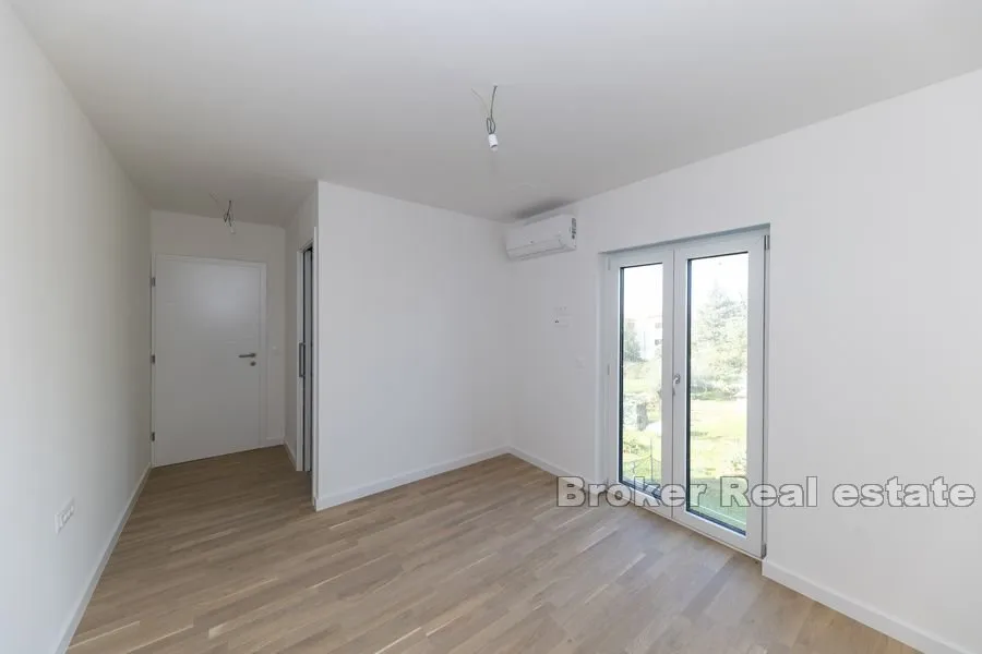 penthouse s otvorenim pogledom na more - slika 3