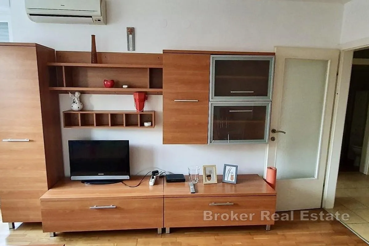 jednosoban apartman s garažom na odličnoj lokaciji - slika 7