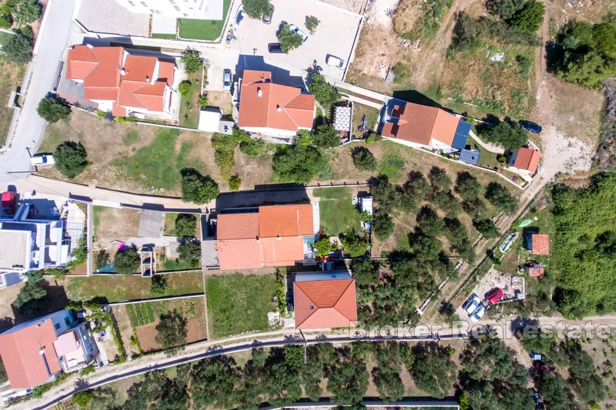 građevinsko zemljište s pogledom na more - slika 3