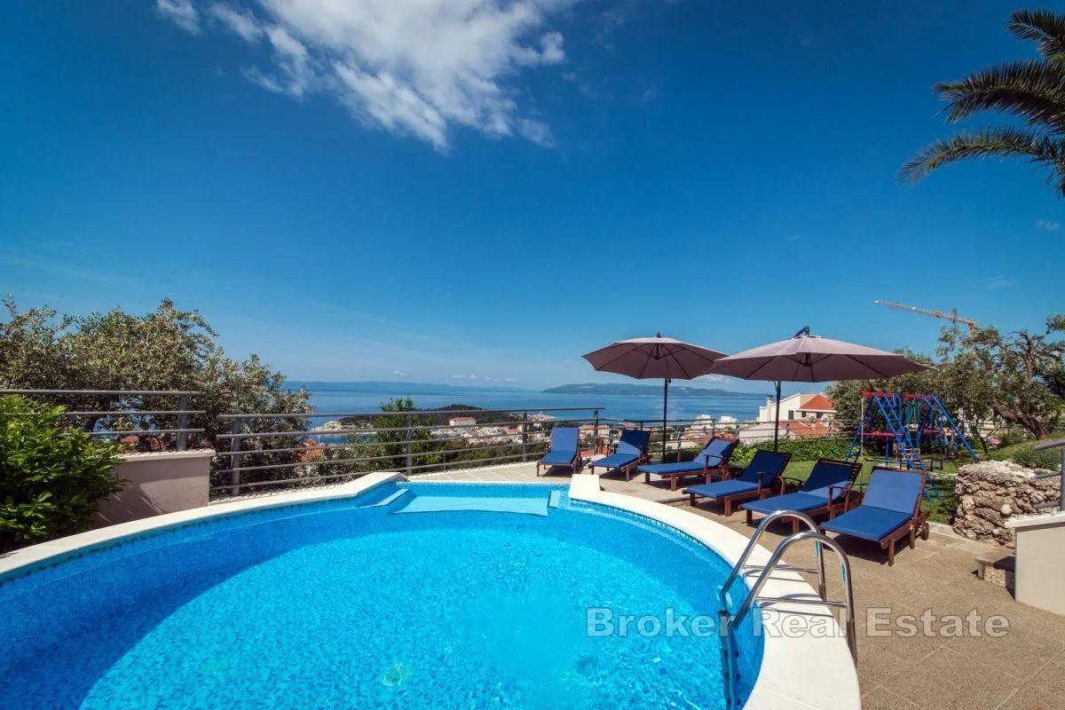 Atraktivna vila s panoramskim pogledom na more - Makarska