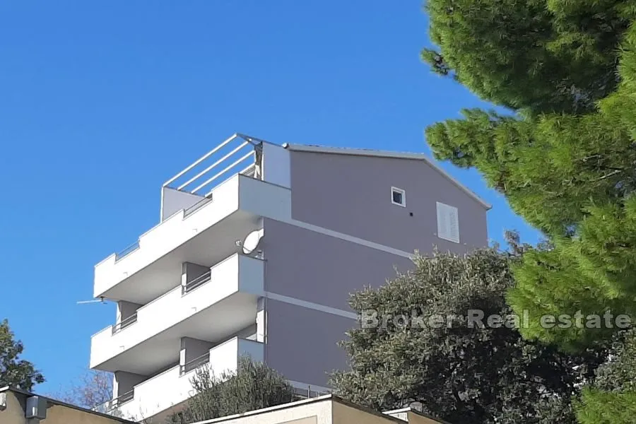 trosoban apartman s vrtom i pogledom na more - slika 15