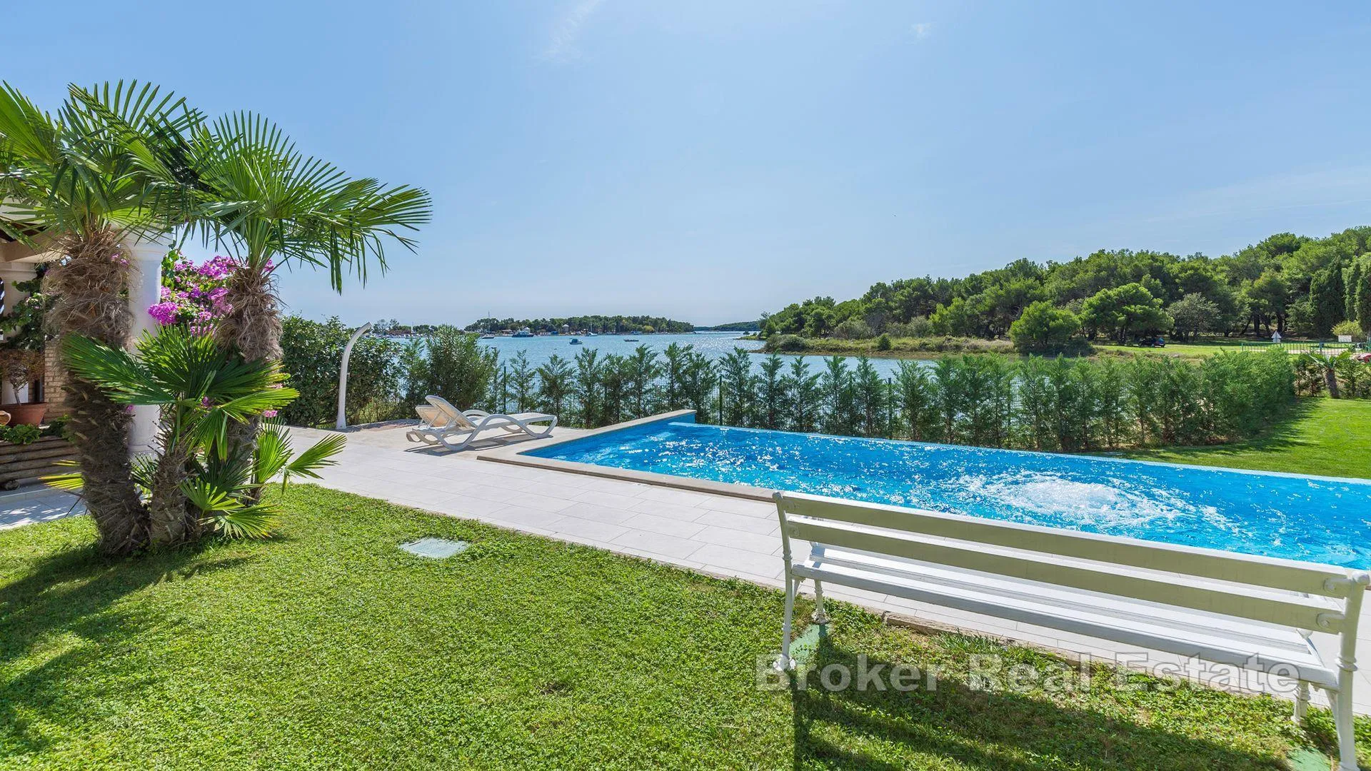 apartmanska kuća u prvom redu do mora - slika 5