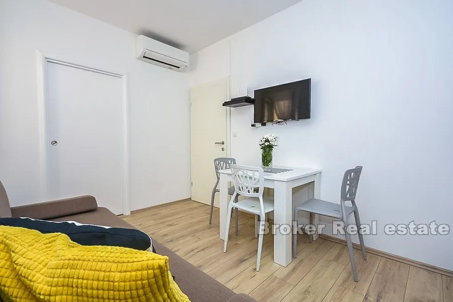 renovirana kamena kuća, na prodaju - slika 20