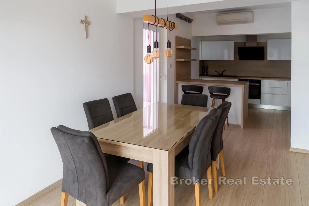 dvojna kuća s pogledom na more - slika 6