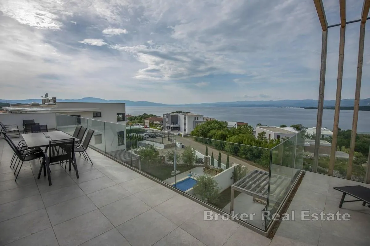 luksuzni penthouse nedaleko od mora - slika 10