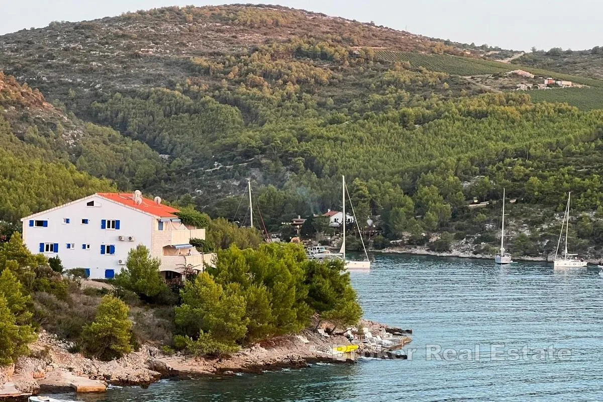veliko zemljište s pogledom na more - slika 6