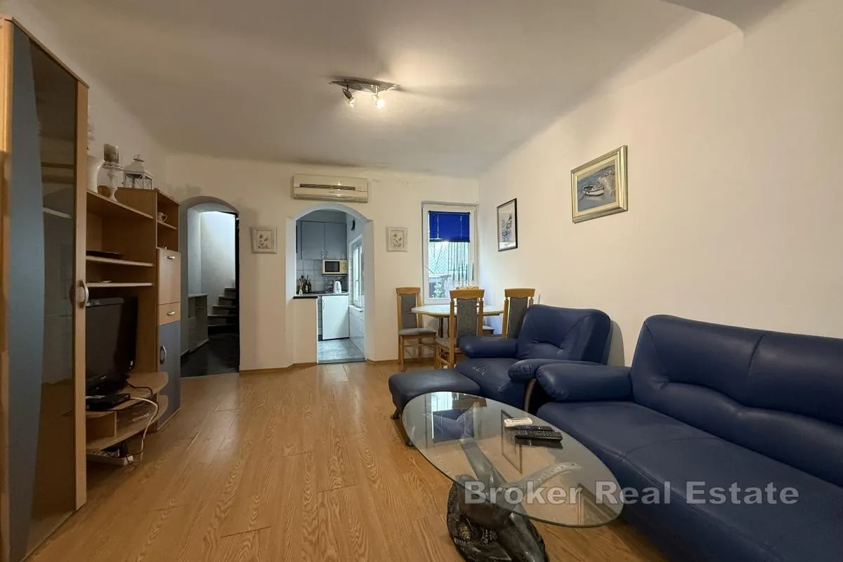 apartman na atraktivnoj lokaciji u centru grada - slika 5