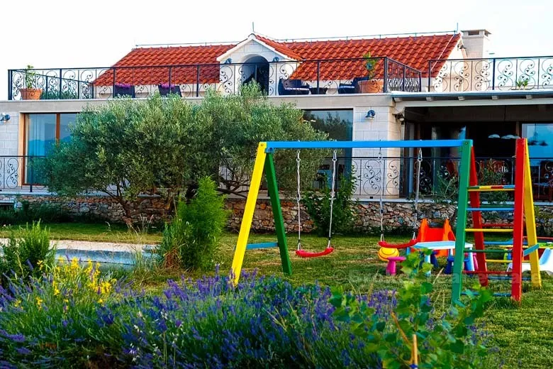 predivna vila s očaravajućim pogledom na more, na prodaju - slika 14