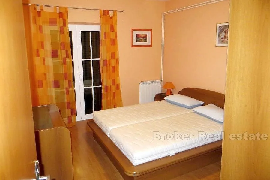 apartmanska kuća, na prodaju - slika 15