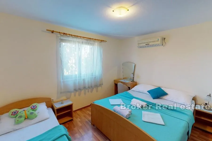 apartmanska kuća s pogledom na more - slika 14