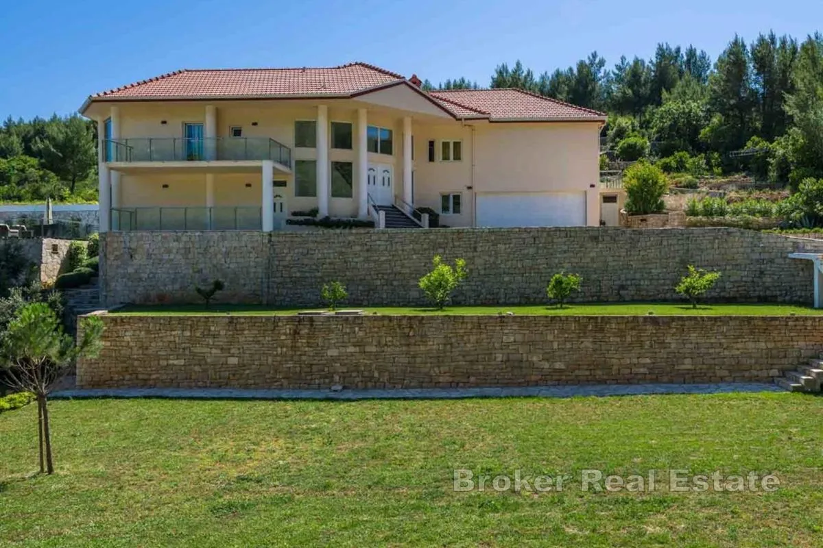 ekskluzivna vila uz more na južnoj obali korčule - slika 4