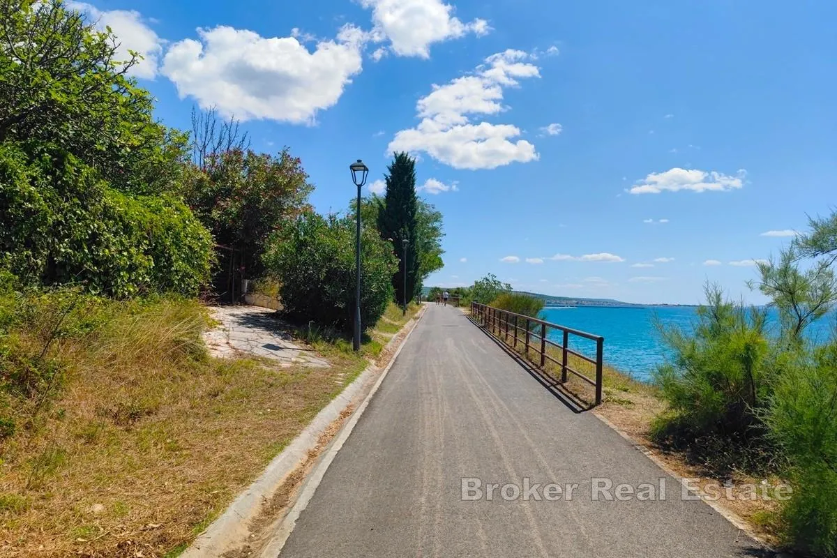 Građevinsko zemljište prvi red do mora - Zadar
