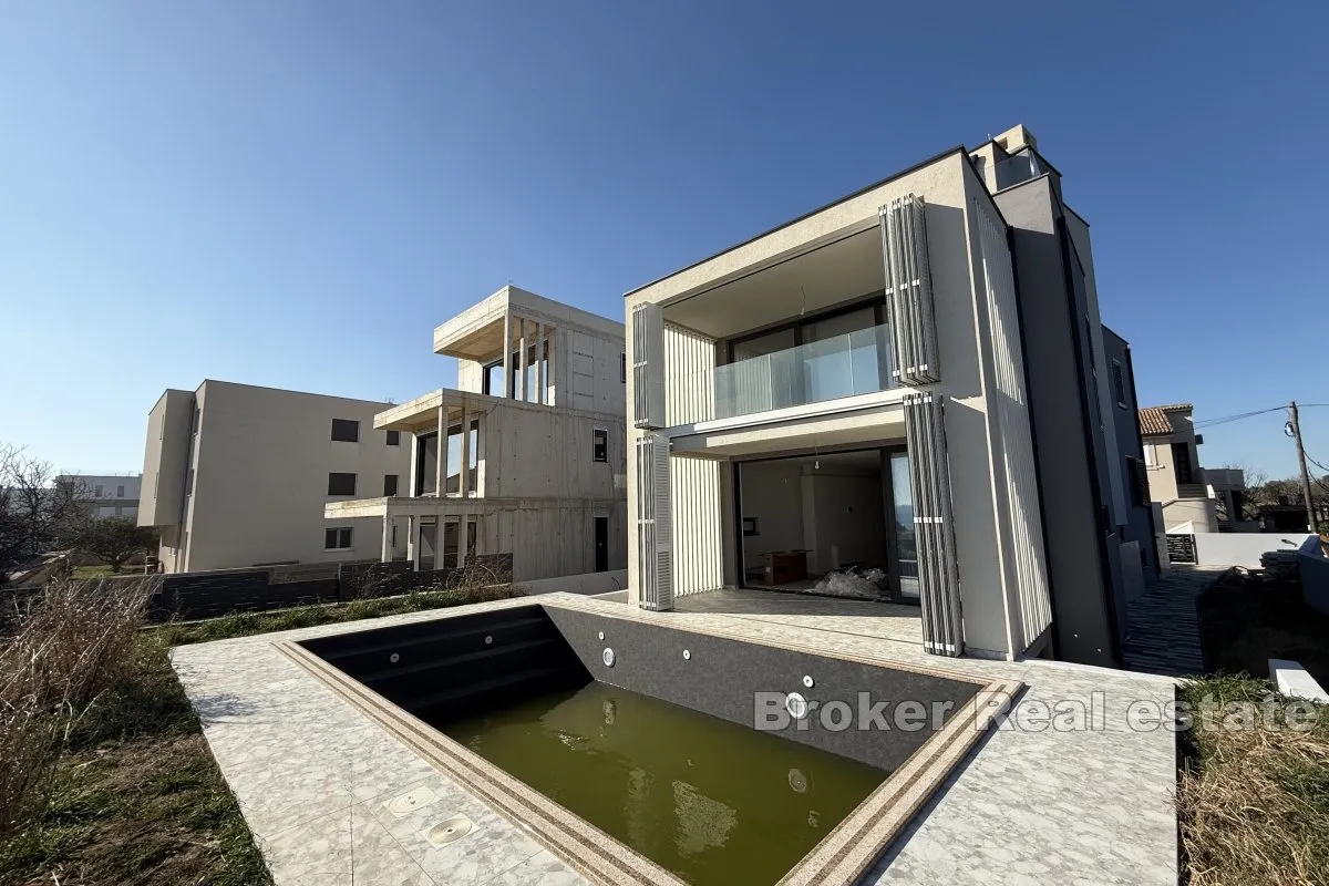 moderna vila s pogledom na more i ekskluzivnim sadržajima - slika 2