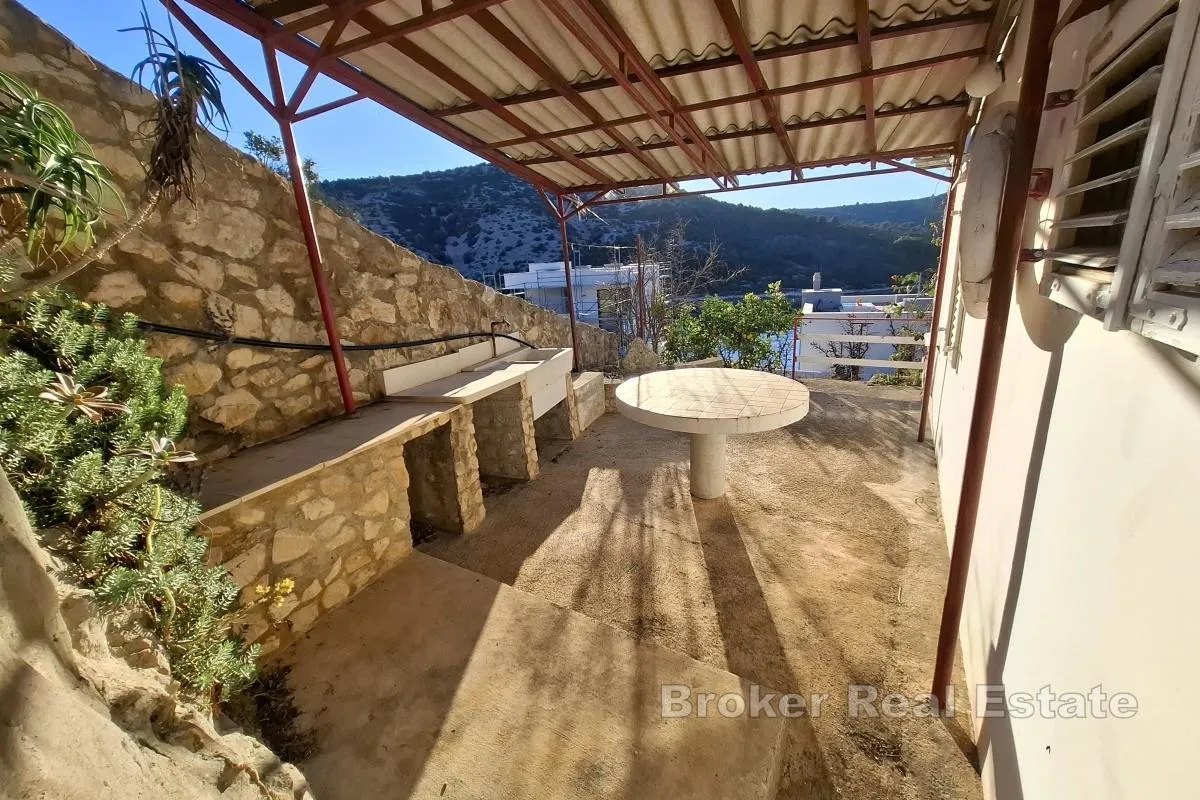 samostojeća prizemnica s otvorenim pogledom na more - slika 2