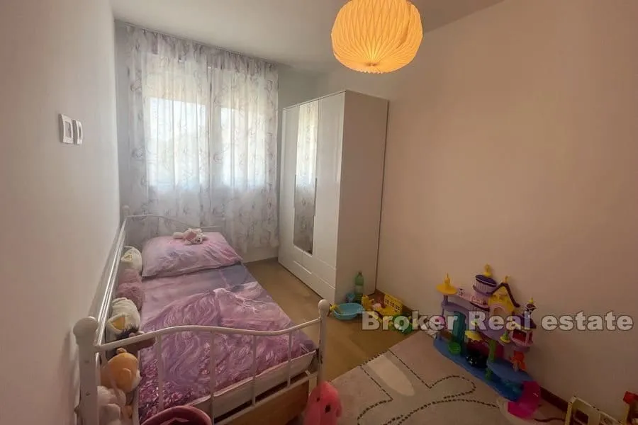 žnjan, dvoetažni, trosoban stan - slika 5