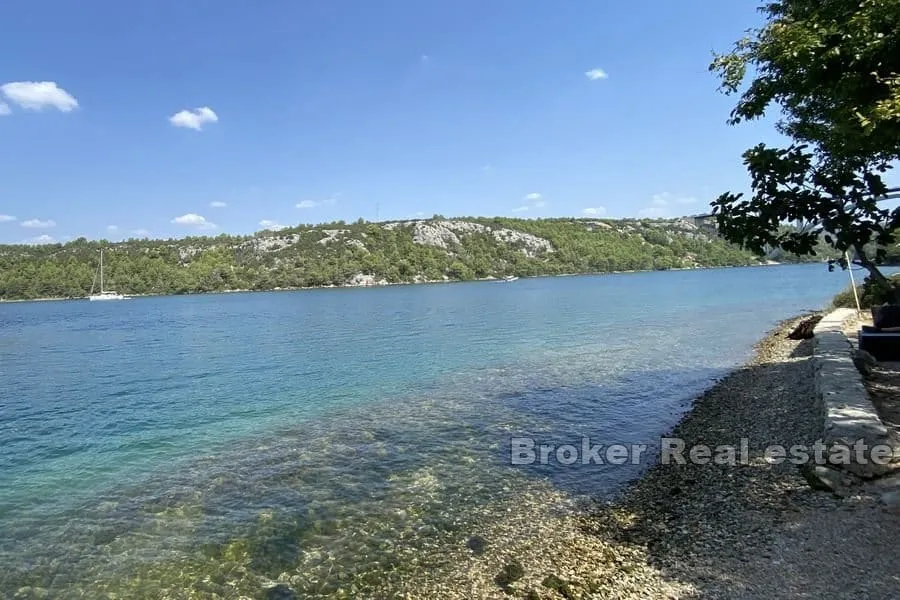 poljoprivredno zemljište prvi red do mora - slika 2