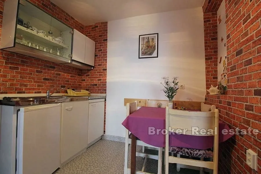 apartmanska kuća prvi red do mora - slika 6