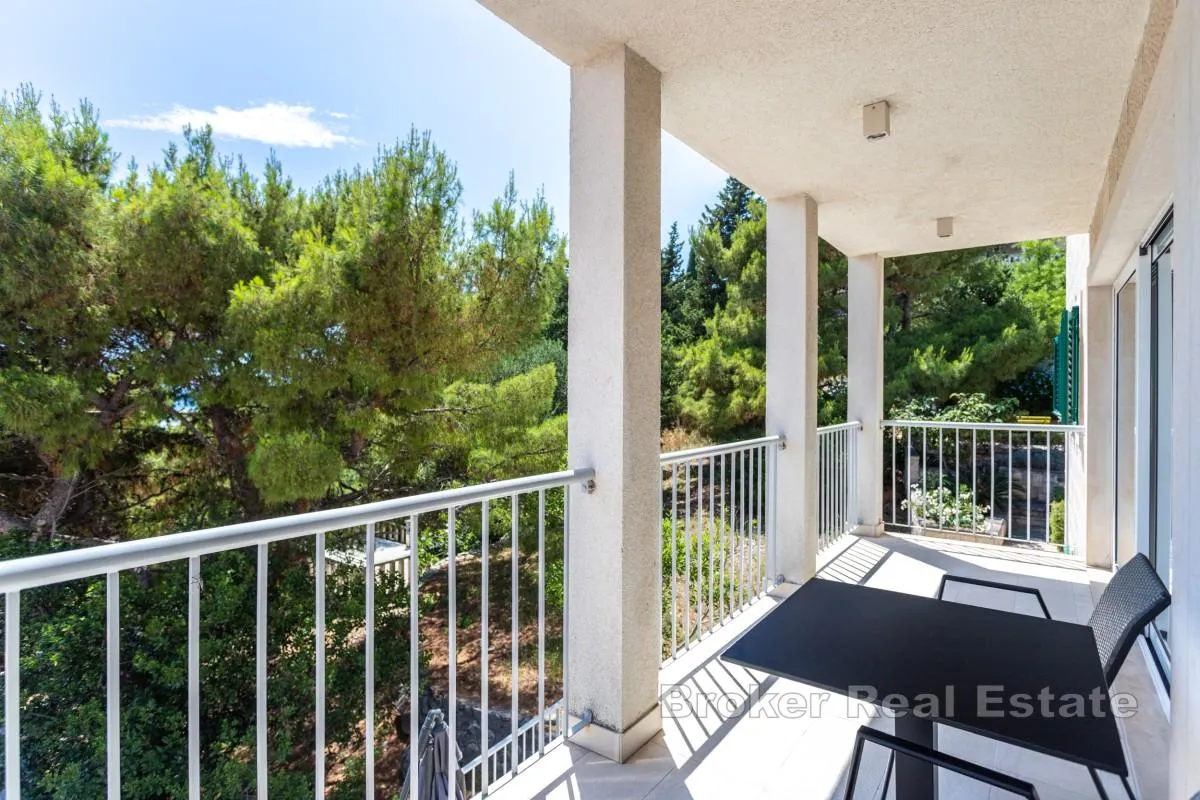 ekskluzivan apartman na vrlo atraktivnoj lokaciji - slika 5