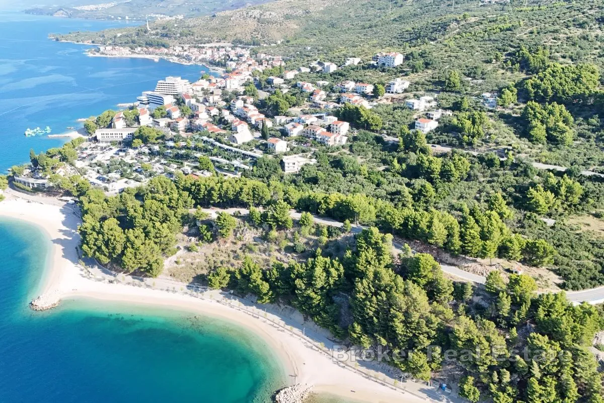 Atraktivno građevinsko zemljište u blizini mora - Makarska