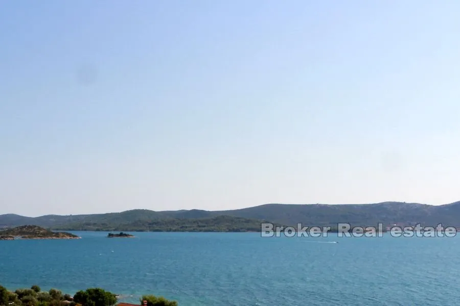 apartmanska kuća blizu mora - slika 9