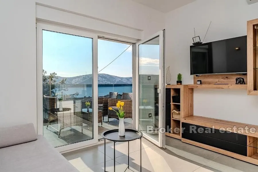 moderna nekretnina s tri apartmana - slika 4