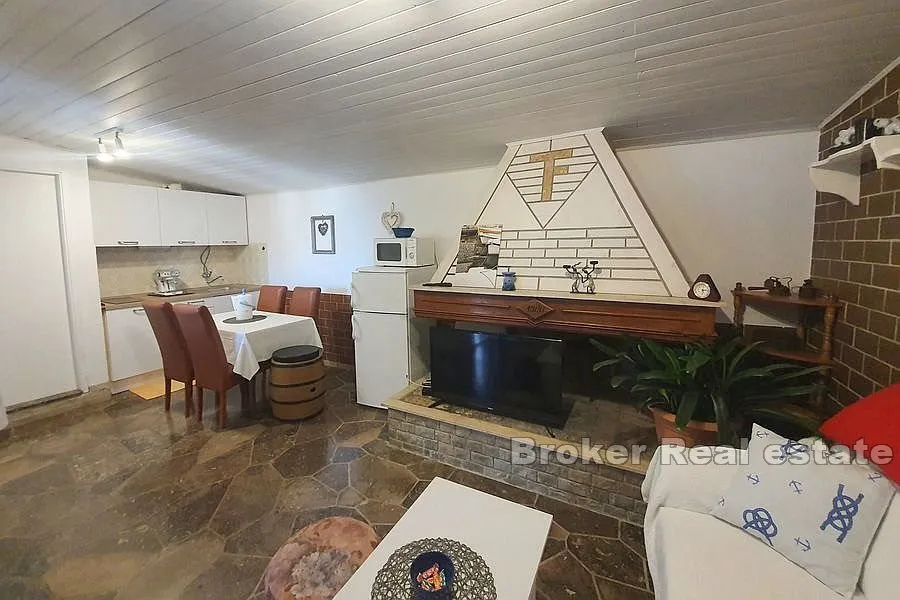 apartmanska kuća sa pogledom na more - slika 6