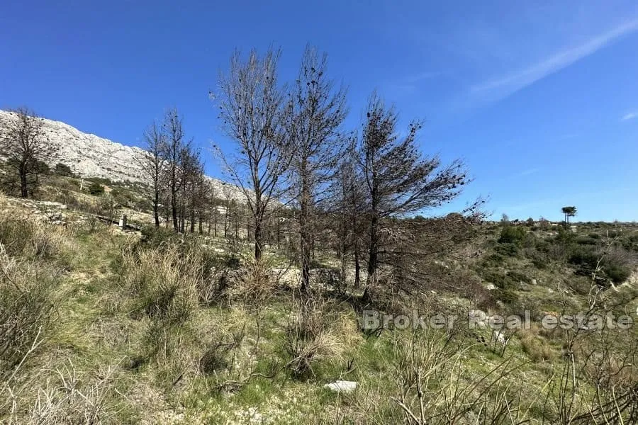 prostrano građevno zemljište s pogledom na more - slika 4