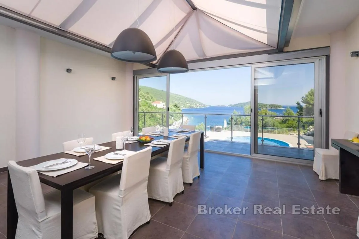 ekskluzivna vila uz more na južnoj obali korčule - slika 6