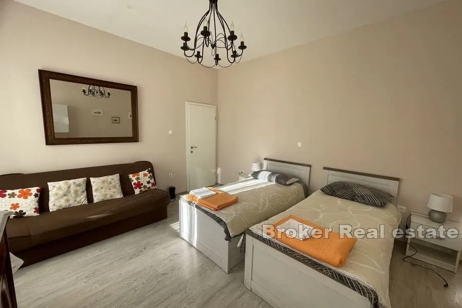 bačvice, komforan dvosoban apartman - slika 3