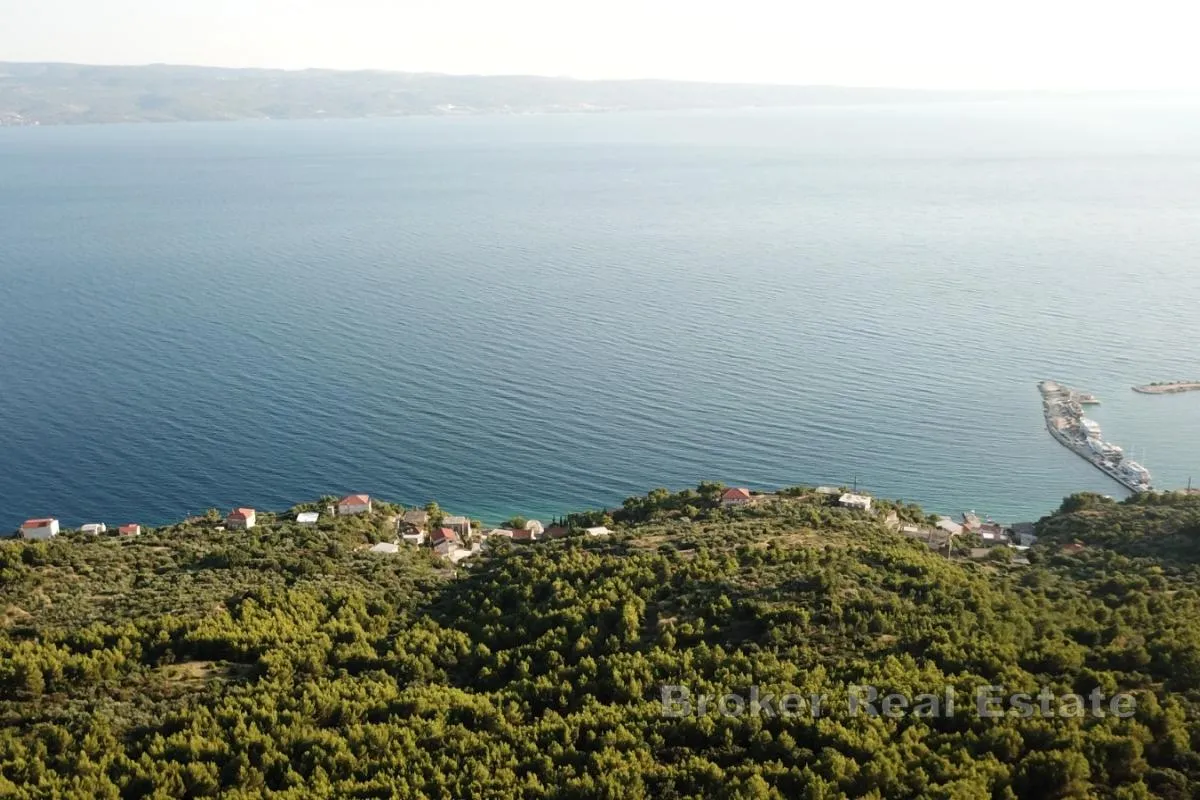Građevinsko zemljište s panoramskim pogledom - Omiš
