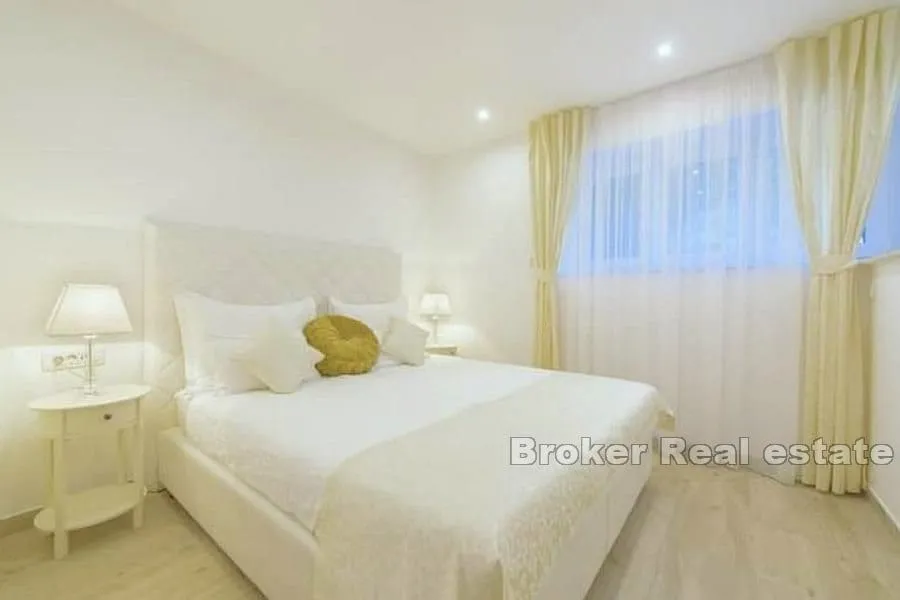 bačvice, apartman na jedinstvenoj lokaciji - slika 7