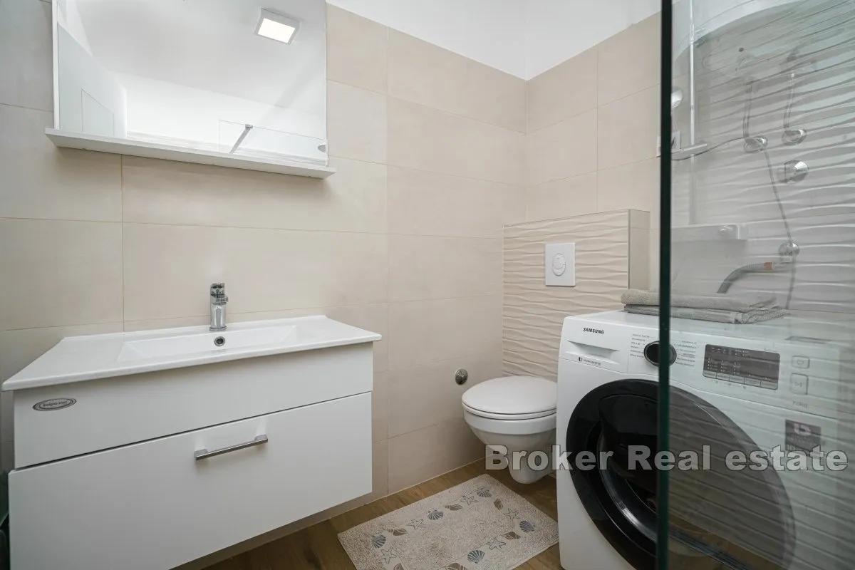 penthouse s pogledom na more - slika 12