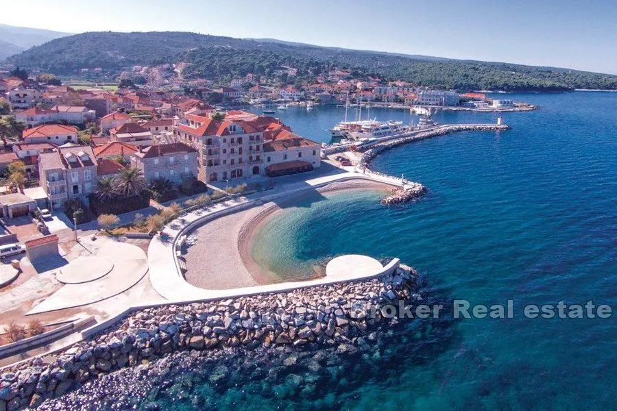 Građevinsko zemljište s pogledom na more - Brač, Brač