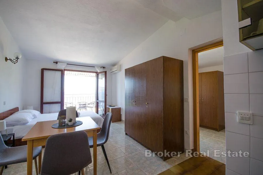 apartmanska kuća s otvorenim pogledom na more - slika 17
