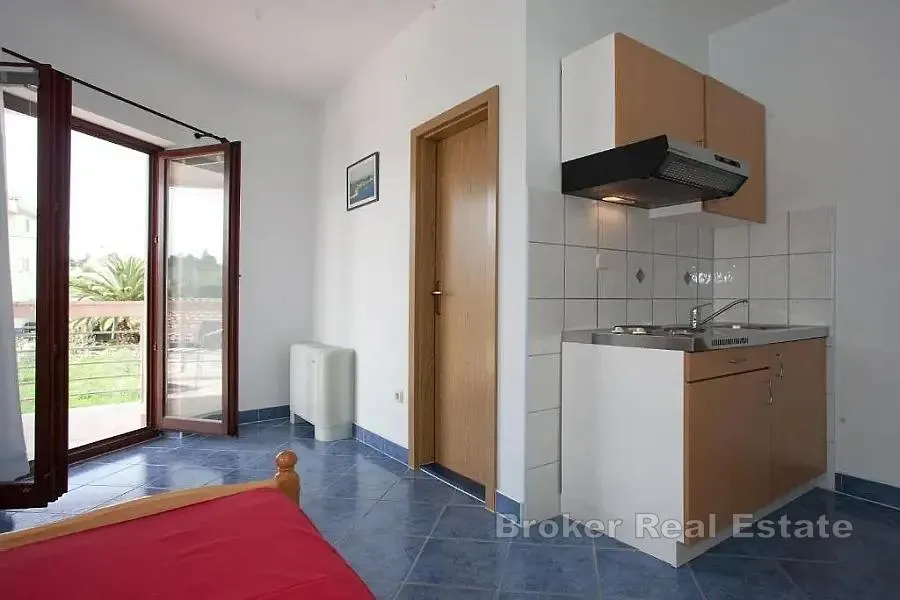 apartmanska kuća s pogledom na more - slika 3