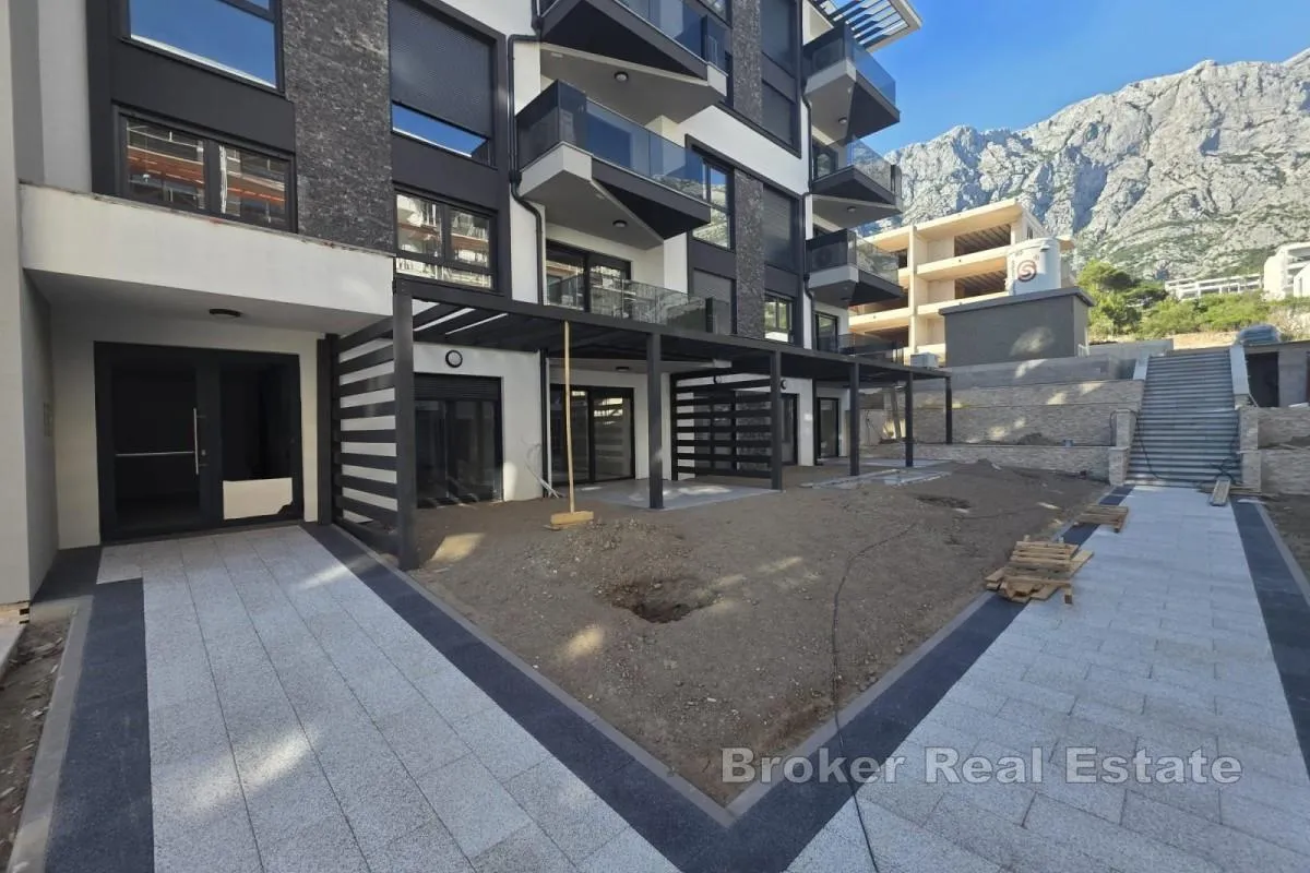 atraktivan dvosoban apartman u novogradnji s djelomičnim pogledom na more - slika 10