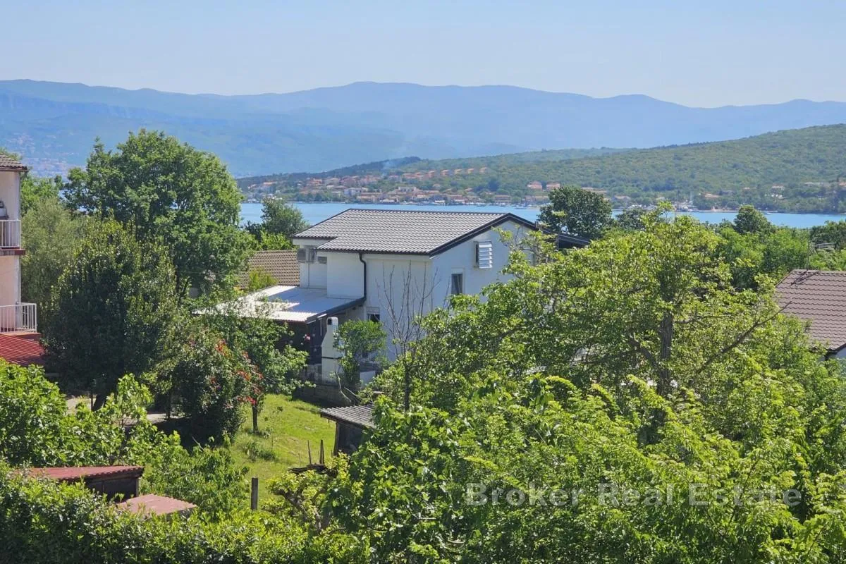 Apartman na mirnoj lokaciji i pogledom na more - Krk