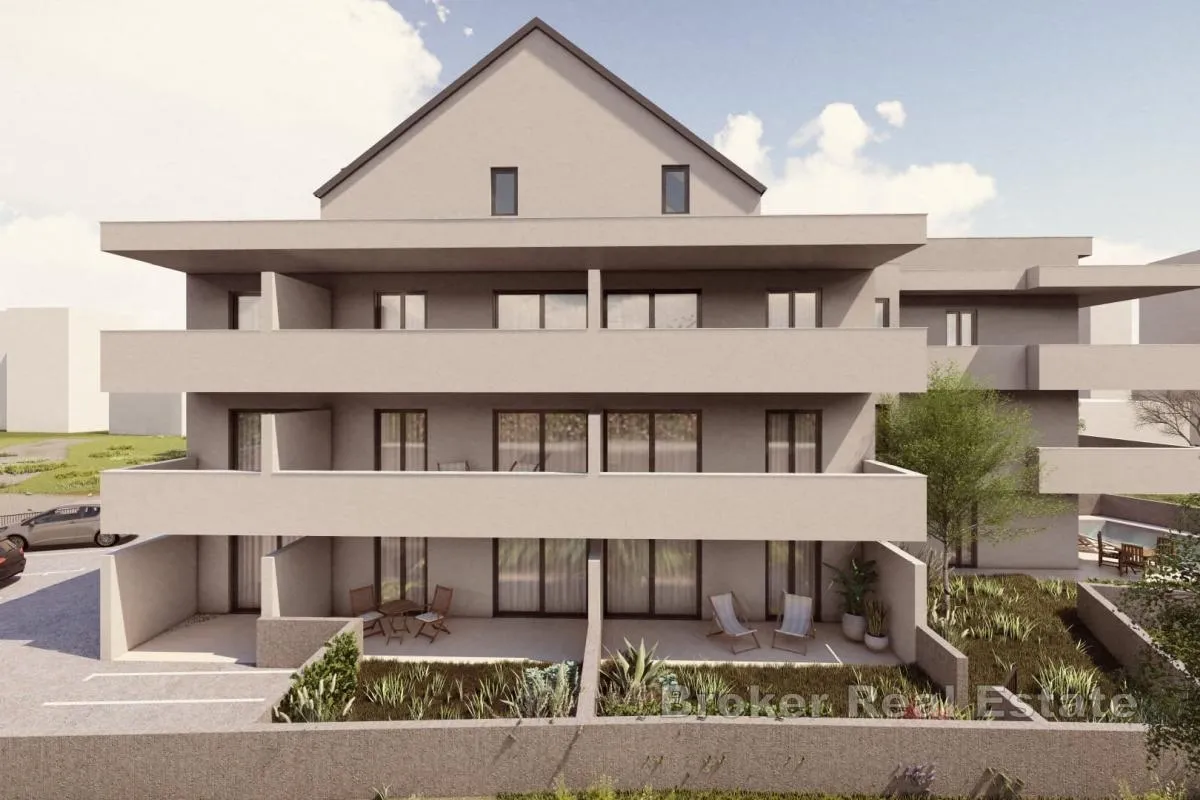 luksuzni penthouse s vlastitim bazenom i pogledom na more - slika 3