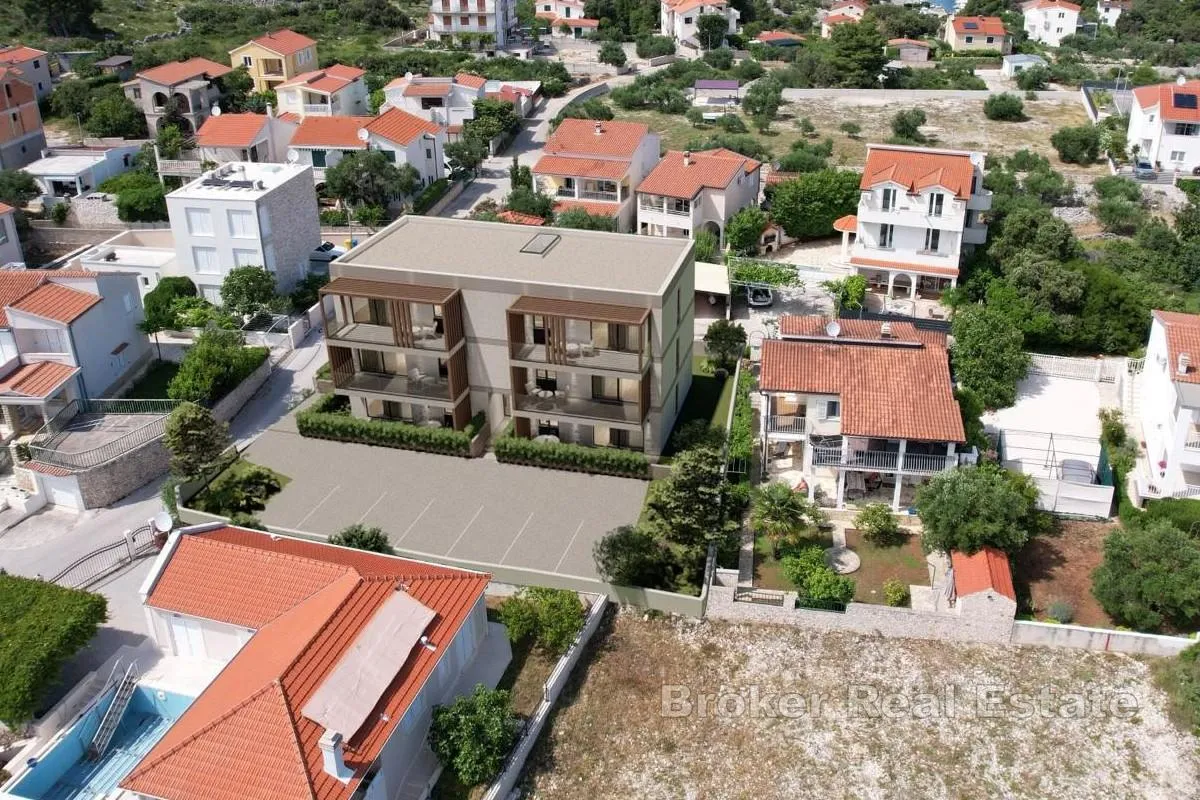 dvosobni stan s pogledom na more u novogradnji - slika 3