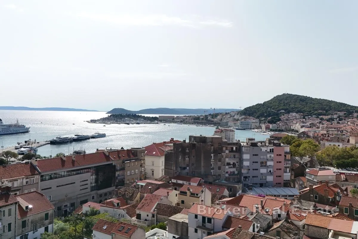 kamena kuća u srcu splita - slika 1