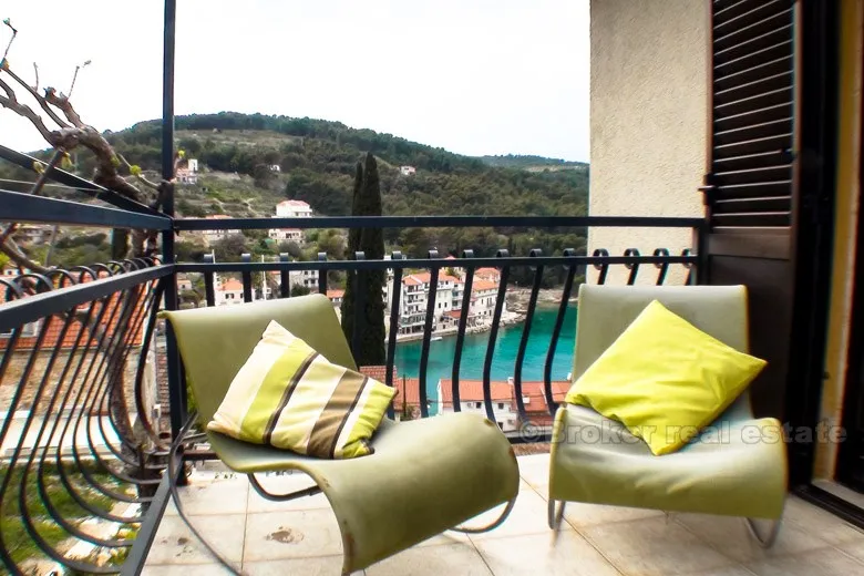 renovirana samostojeća kuća, 50 metara od mora - slika 5